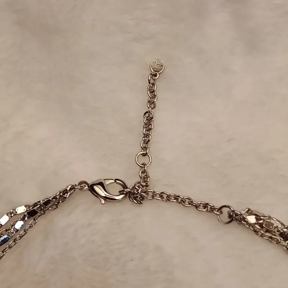 373. NECKLACE FASHION CLEAR PINK GREEN GEMS SILVER TONE MULTI STRAND 17" - Picture 5 of 6